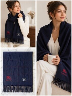 Vintage Burberrys of London 100% Wool Navy Blue‎ Check Scarf Blanket 30x51